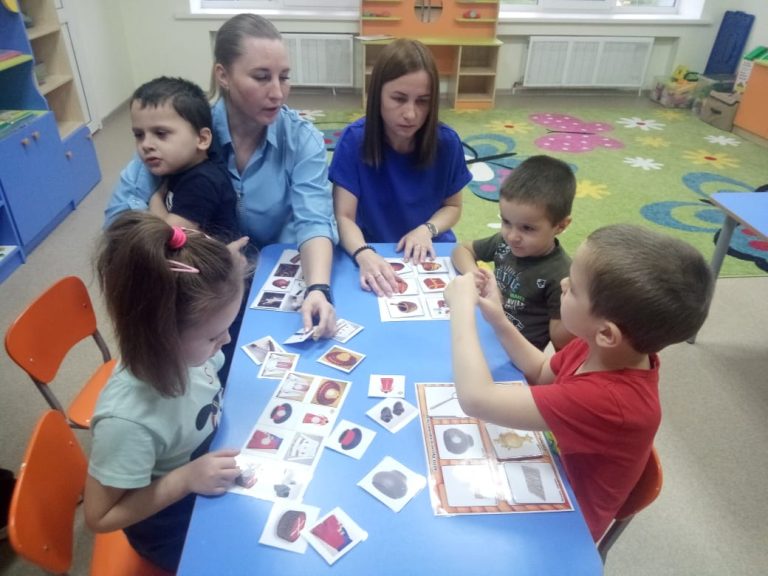 Подробнее о статье Музейный-квест с детьми ОВЗ: «Тайны музейных предметов»