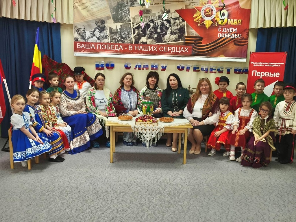 Вы сейчас просматриваете Увековечение памяти казаков-героев прошлого и современного