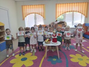 Подробнее о статье Яблочный Спас в младшей группе