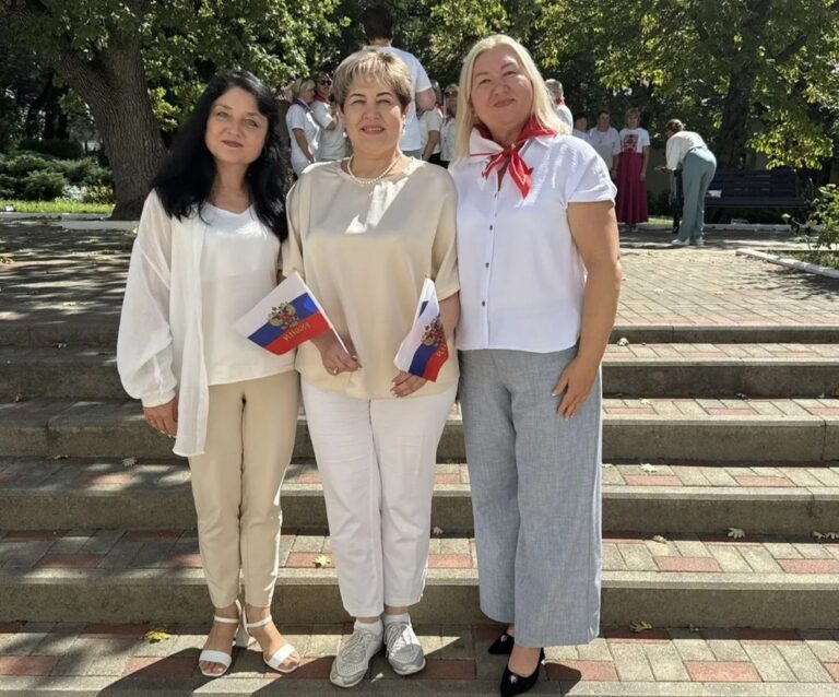 Подробнее о статье Педагоги МБДОУ «Детский сад «Сказка» — на всероссийском образовательном форуме!